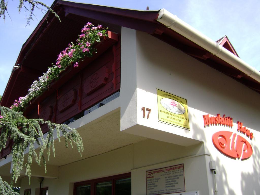 Bed and Breakfast Muskatli Vendeghaz Hévíz Exterior foto